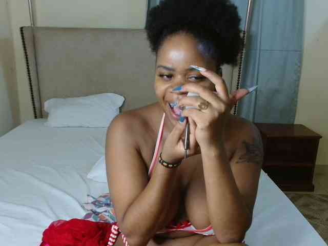 Blackstrawberry webcam