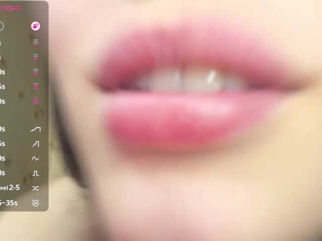 GennyVowels's BongaCams show and profile