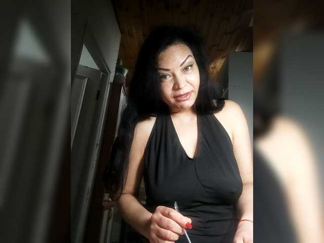 LunaWhisper's BongaCams show and profile