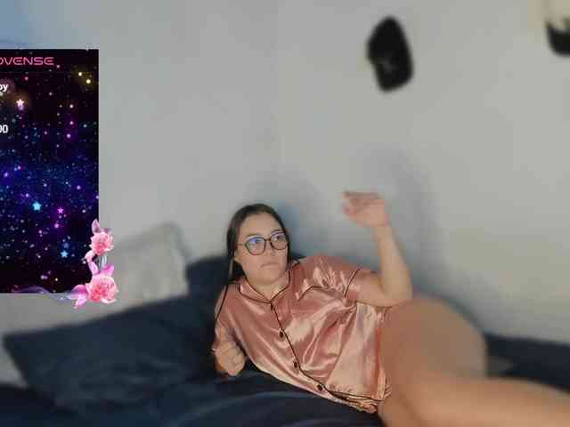 Pamelaa-moon webcam