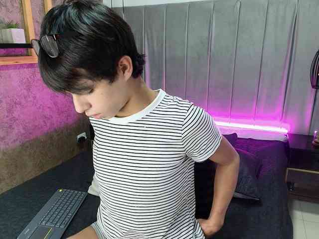 saintDangelo Live Webcam on BongaCams