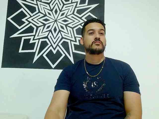 christopher-dennis christopher-dennis