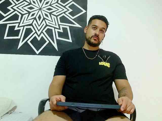 christopher-dennis christopher-dennis