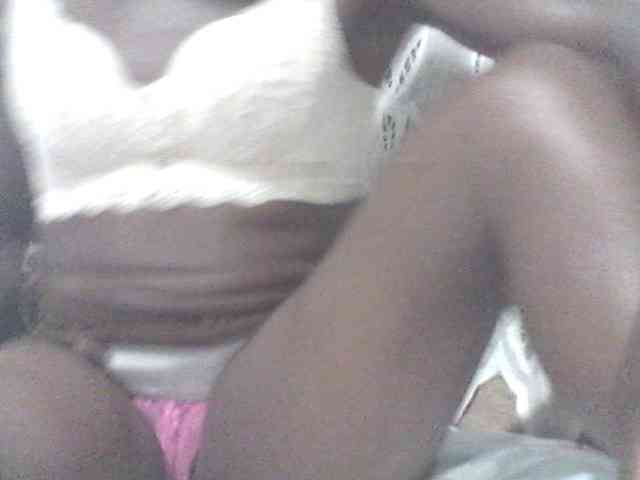 Amelia254-1 Live Webcam on BongaCams