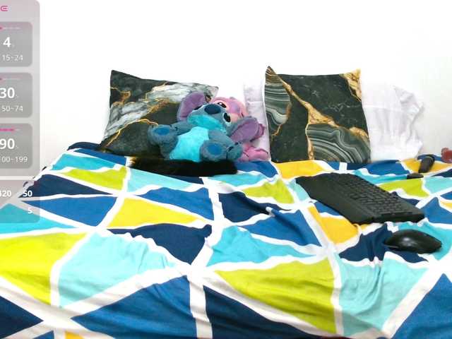 SaraBrown-18's BongaCams show and profile