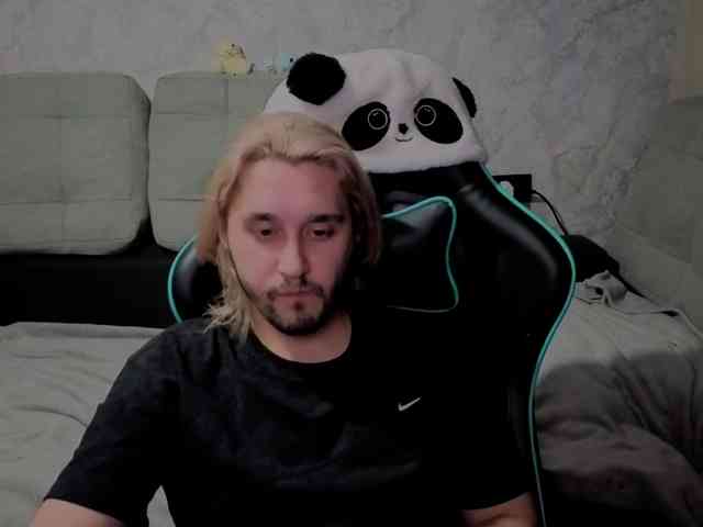 pohyi- Live Webcam on BongaCams
