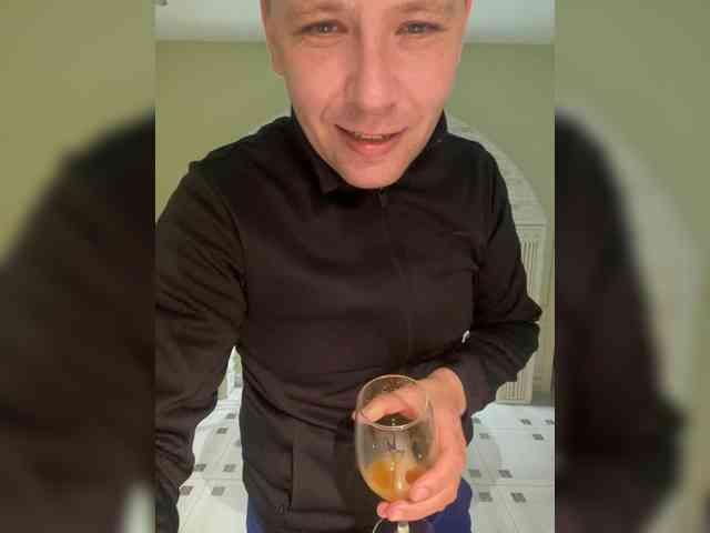 Kell1 Live Webcam on BongaCams