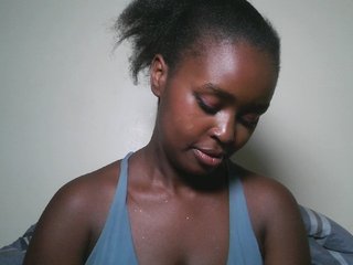 Spiceynelly's Live Webcam