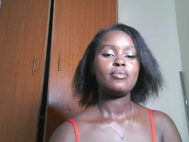 Spiceynelly Live Cam on BongaCams