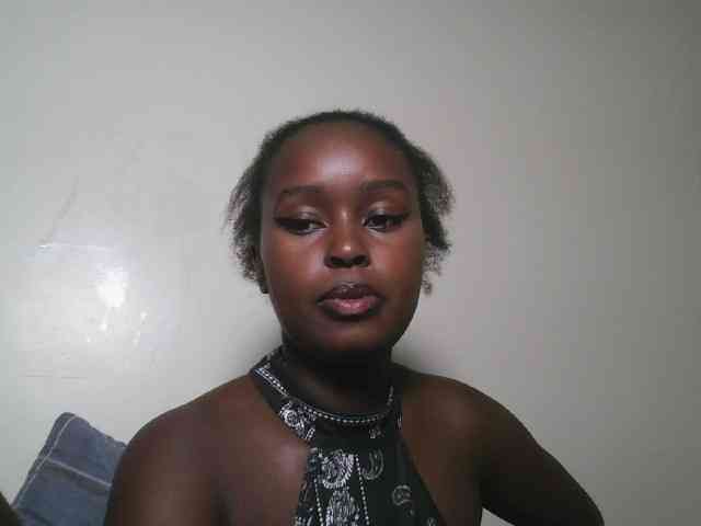 Spiceynelly Live Webcam on BongaCams