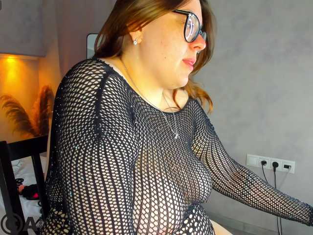 Valery-Grand's BongaCams show and profile