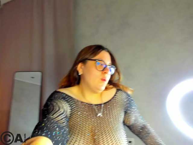 Valery-Grand's BongaCams show and profile