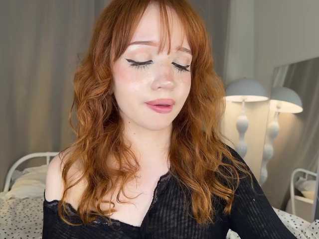 LolaXBambi's BongaCams show and profile