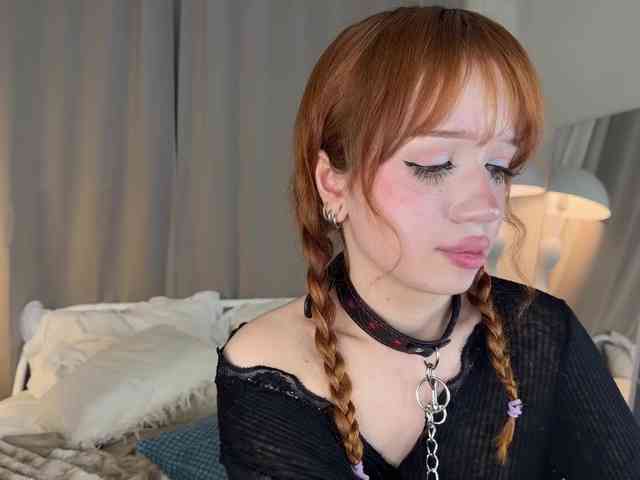 LolaXBambi Live Webcam on BongaCams