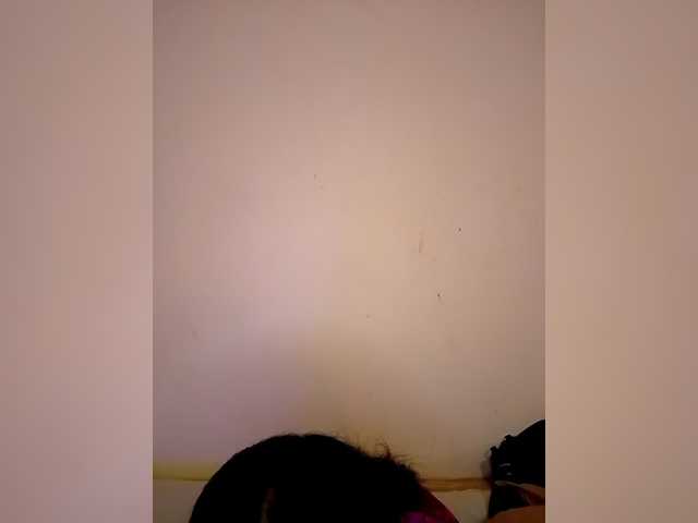 le modèle Lolah261 est en webcam porno dans un show sur le site bongacams, il possède les tags suivants: Asian,Brunette,Shaved