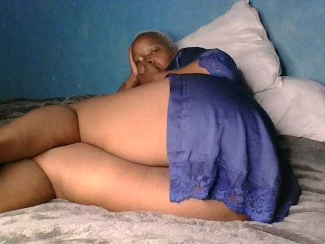 Melaninfetish02 webcam