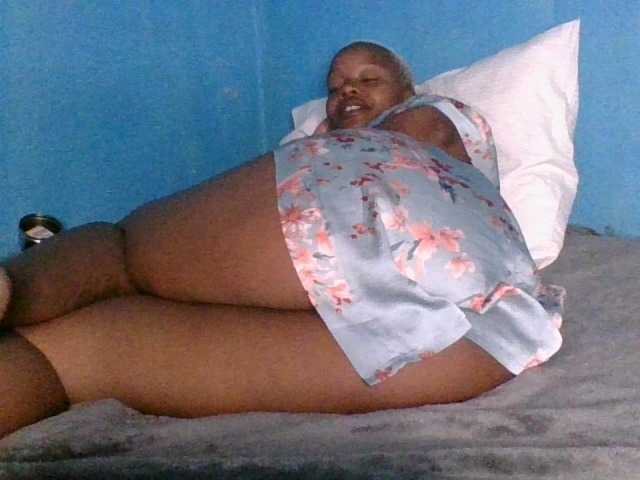 Melaninfetish02 webcam