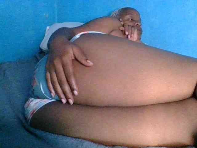 Melaninfetish02 webcam