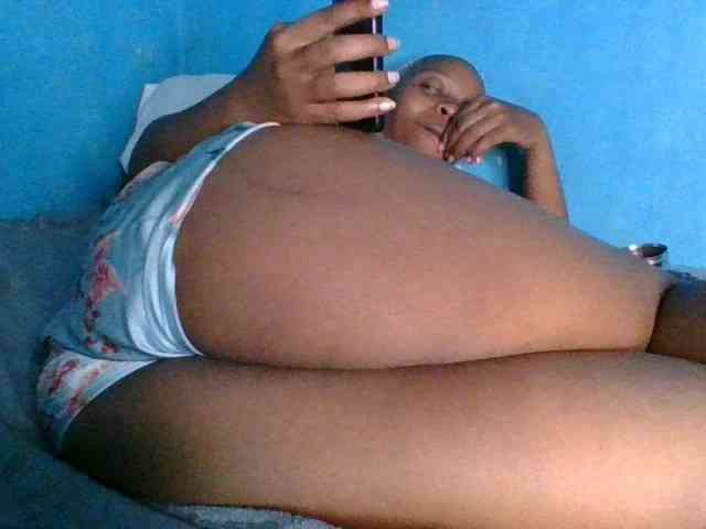 Melaninfetish02 webcam