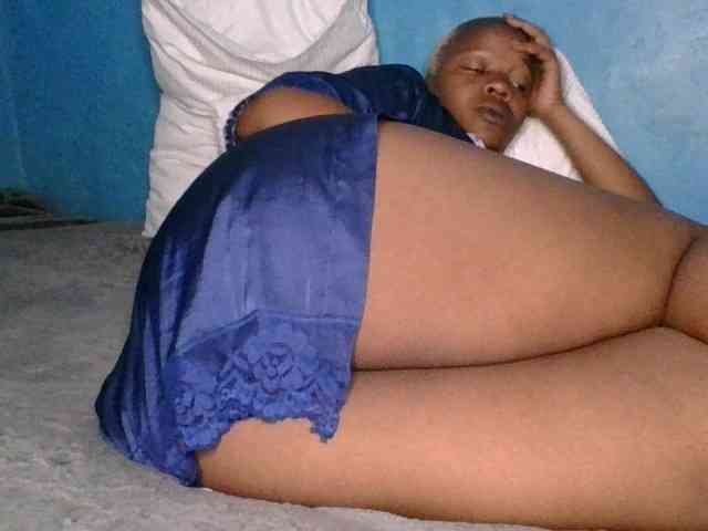 Melaninfetish02 Live Webcam on BongaCams