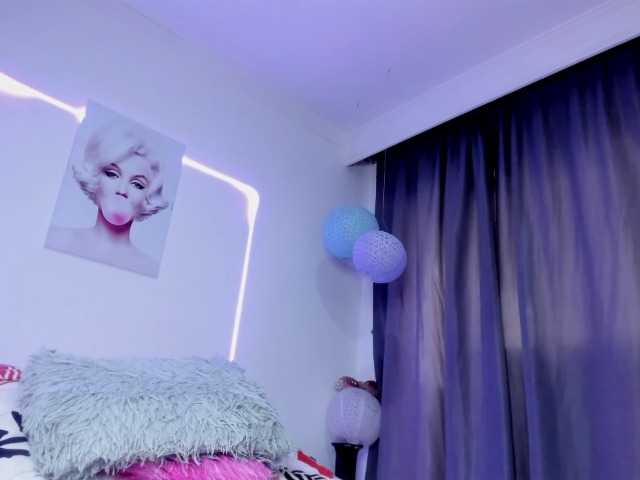 sweet-cinamon's BongaCams show and profile