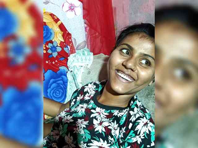Kajal3355 webcam