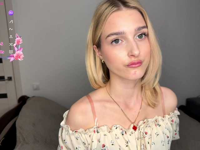SweetiLun1's BongaCams show and profile