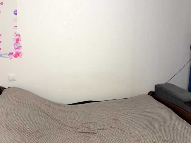 SweetiLun1's BongaCams show and profile