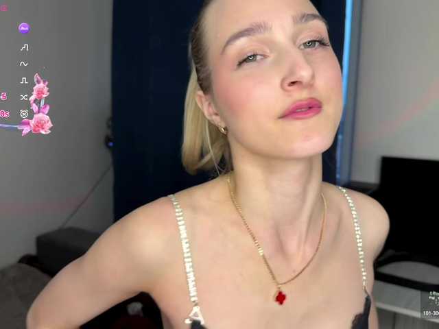 SweetiLun1's BongaCams show and profile