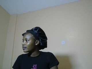 Queenluxee Porn Show