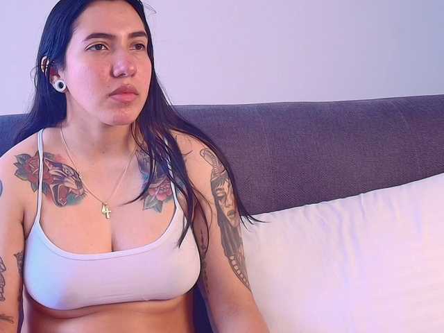 ScarlettAngel Live Cam on BongaCams