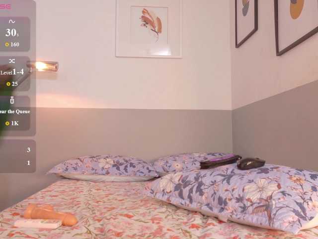 lindaa022's BongaCams show and profile