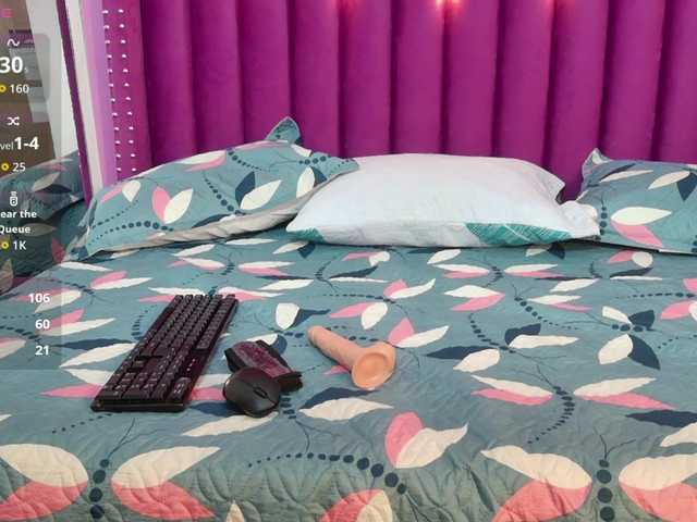 lindaa022's BongaCams show and profile