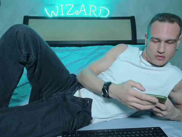 HornyWizard13 HornyWizard13