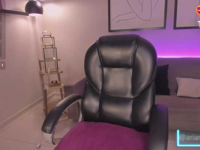 ArianaNova's BongaCams show and profile