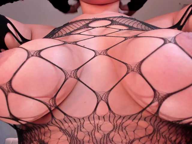 RebeccaWest's BongaCams show and profile