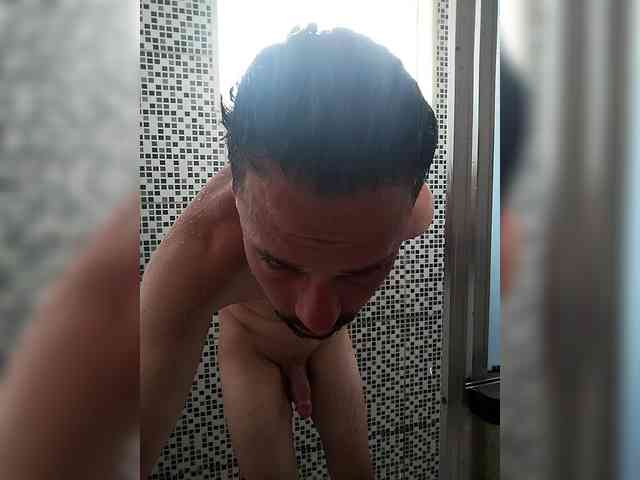 TheBronks Live Webcam on BongaCams