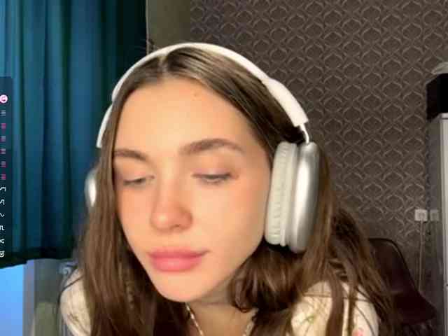 NydiaFuelling webcam