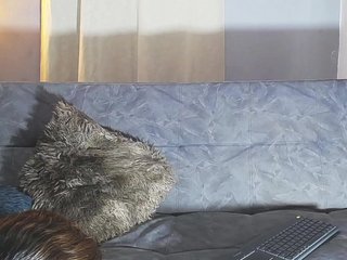 issi-belle Porn Show