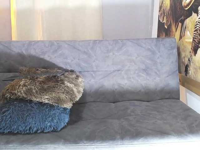 issi-belle Live Cam on BongaCams