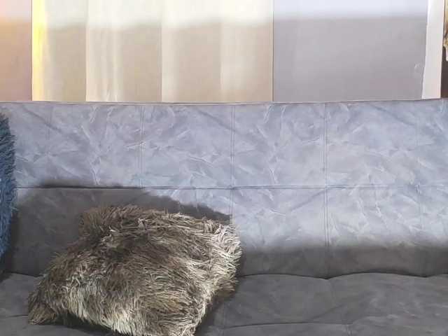 issi-belle's BongaCams show and profile