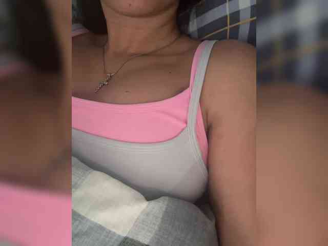 Zhguchaya-bryunetka Zhguchaya-bryunetka