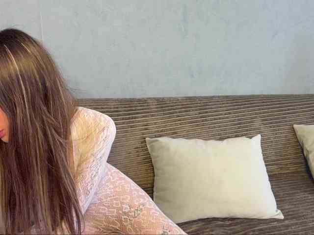 Luna-evans Live Webcam on BongaCams