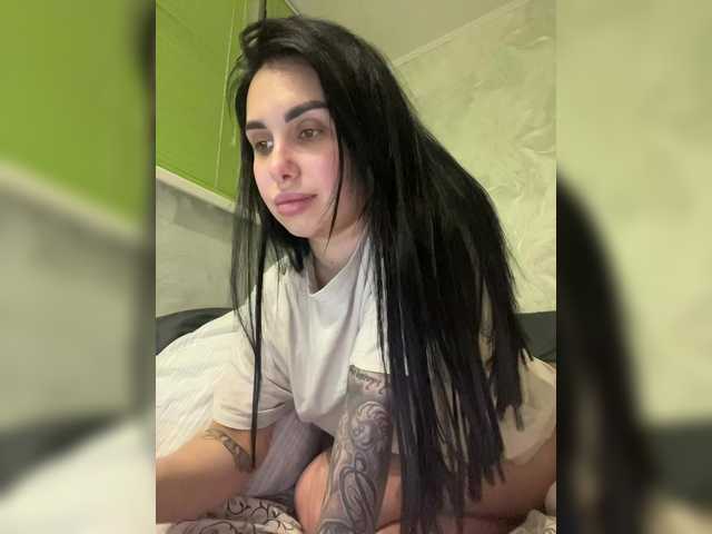 Pe4enkaa's BongaCams show and profile