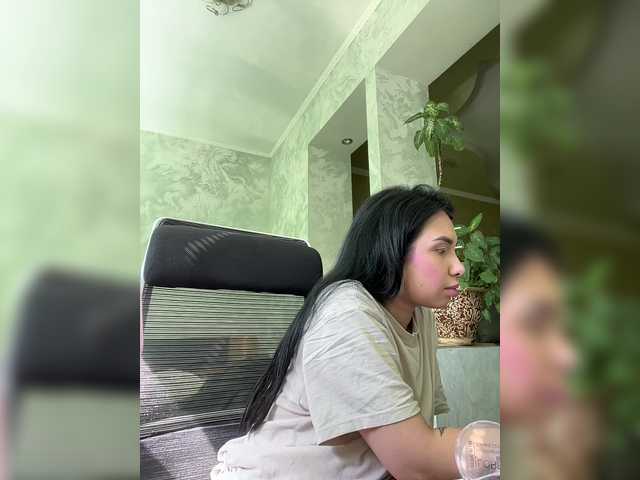 Pe4enkaa's BongaCams show and profile