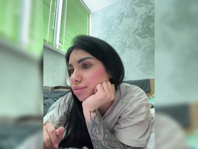 Pe4enkaa's BongaCams show and profile