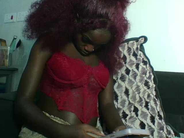 EbonyDivaa's BongaCams show and profile