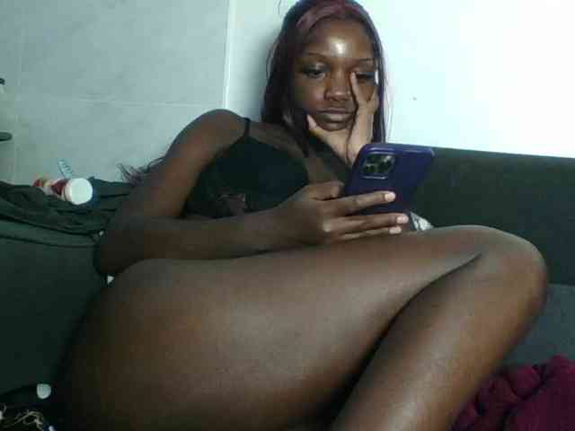 EbonyDivaa webcam