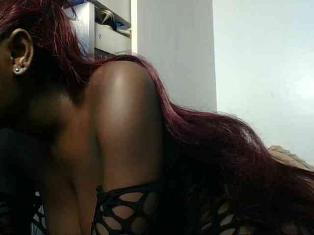 EbonyDivaa webcam