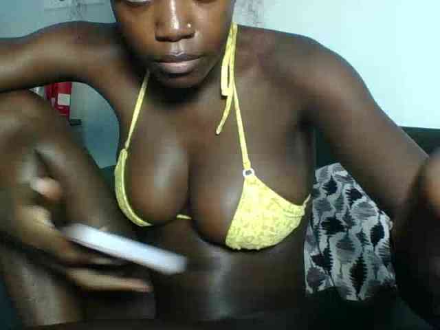 EbonyDivaa webcam